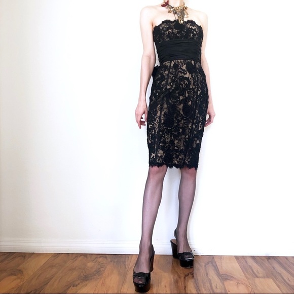 BETSEY JOHNSON Vintage Lace Bodycon Dress w/ Bow Tie Belt - Picture 8 of 9